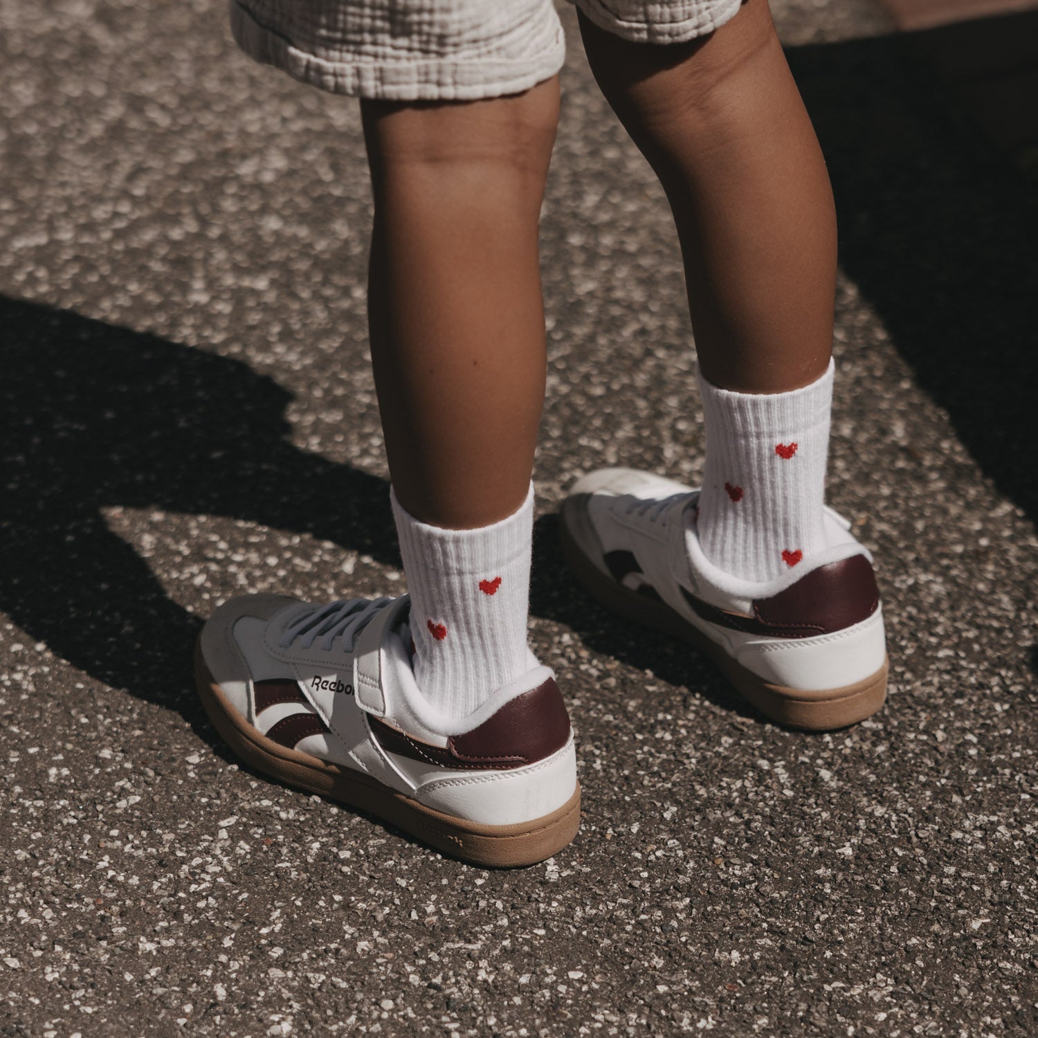 Kindersocken Allover Herzen rot