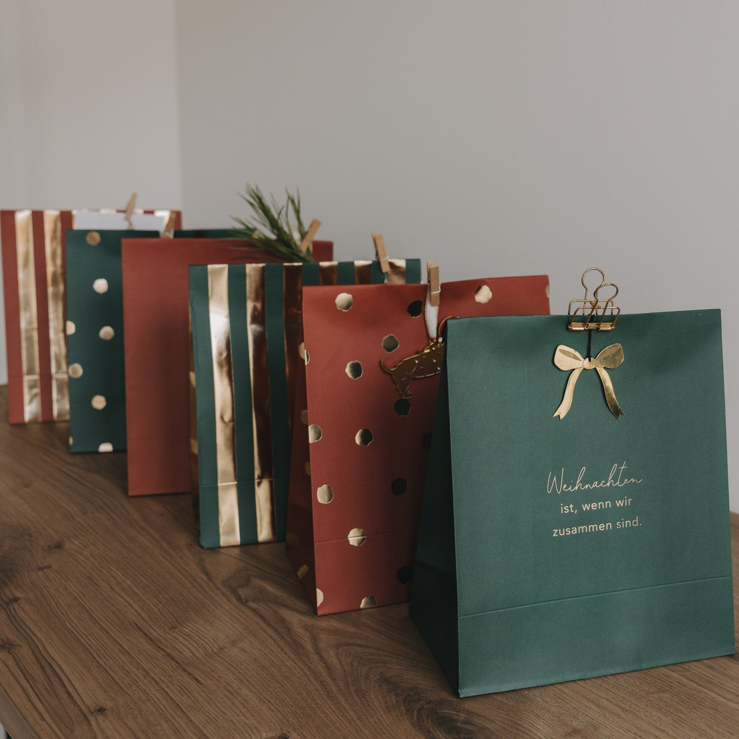 Papiertüten Weihnachten M im 6er Set