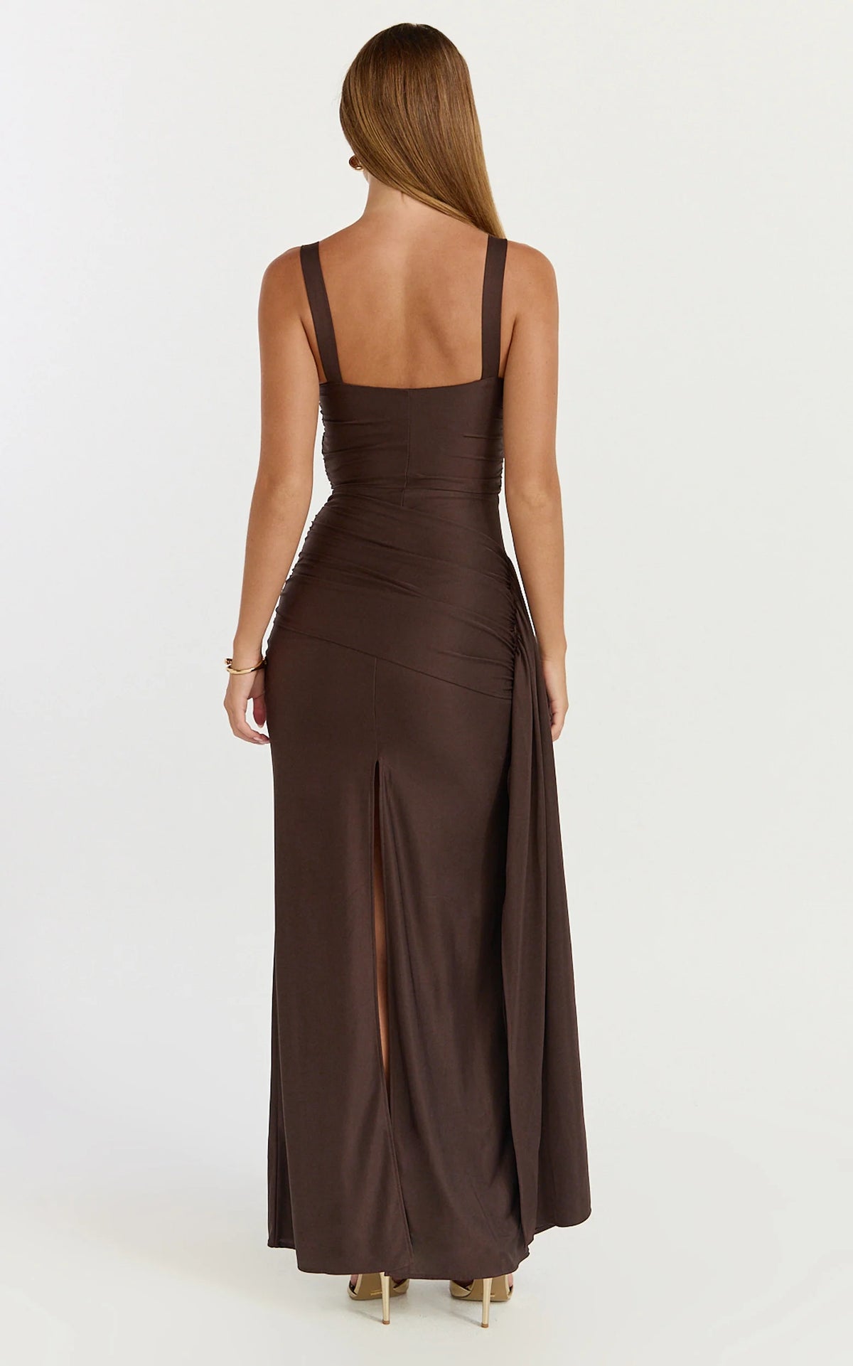 Sweetheart Neck Gathered Bodycon Dress in Chocolate