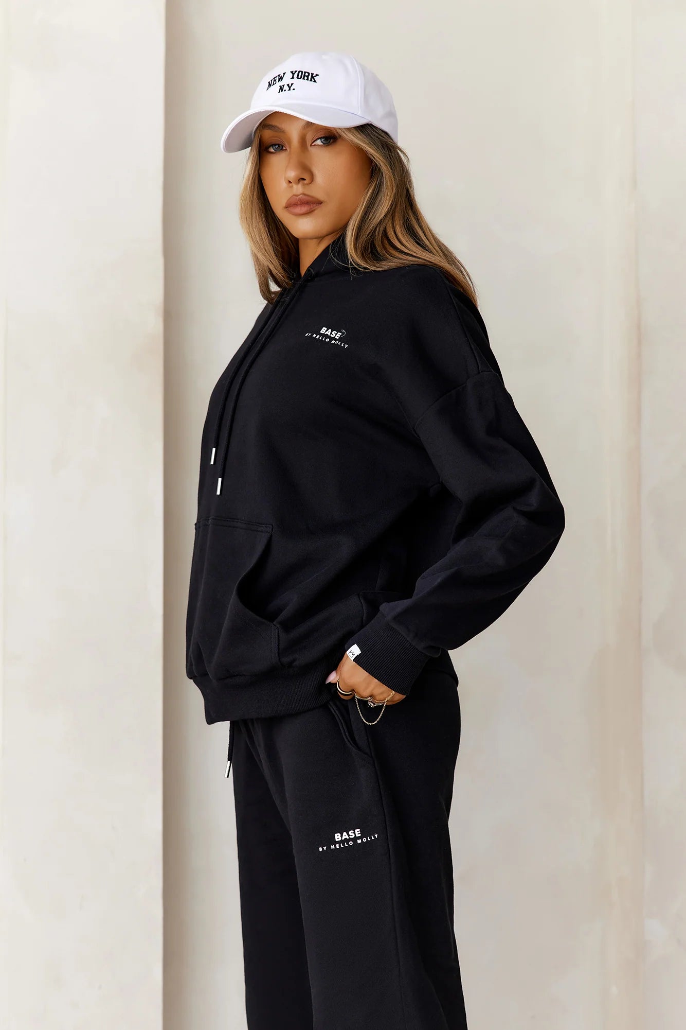 BASE Slip On New York Hoodie Black