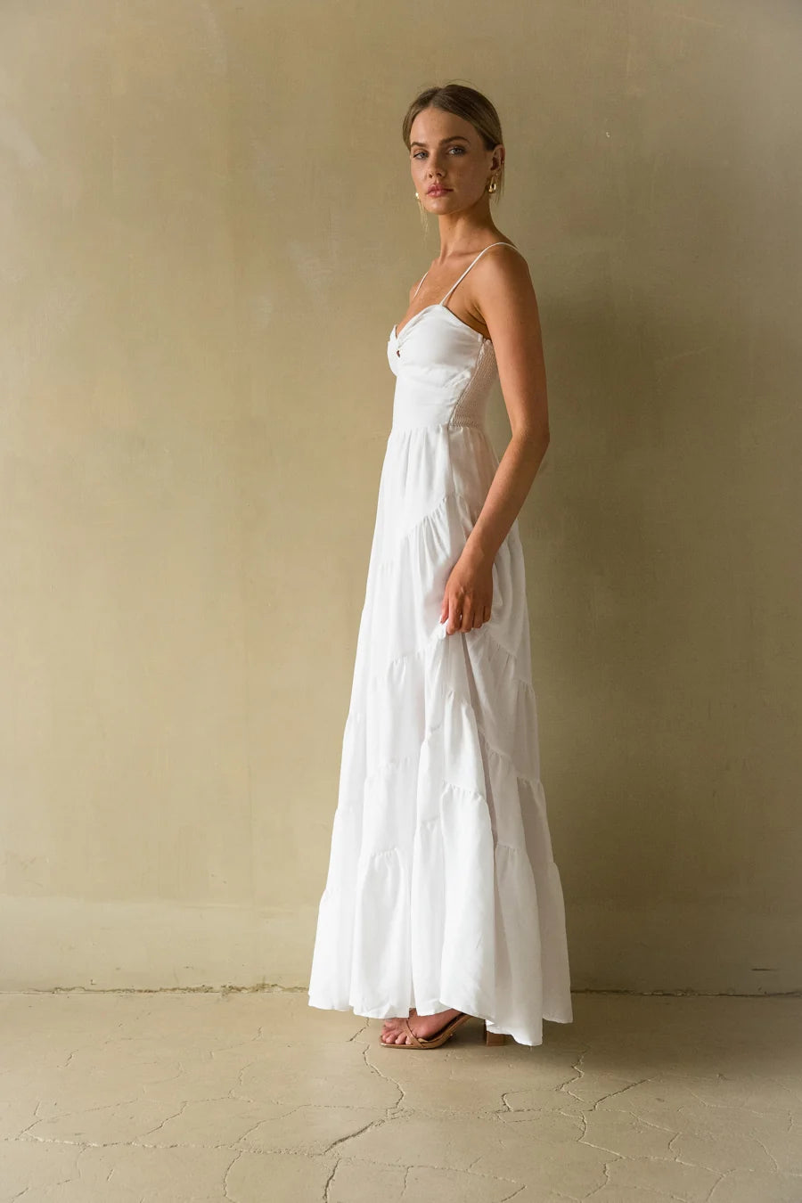 Donna Twist Front Maxi Dress