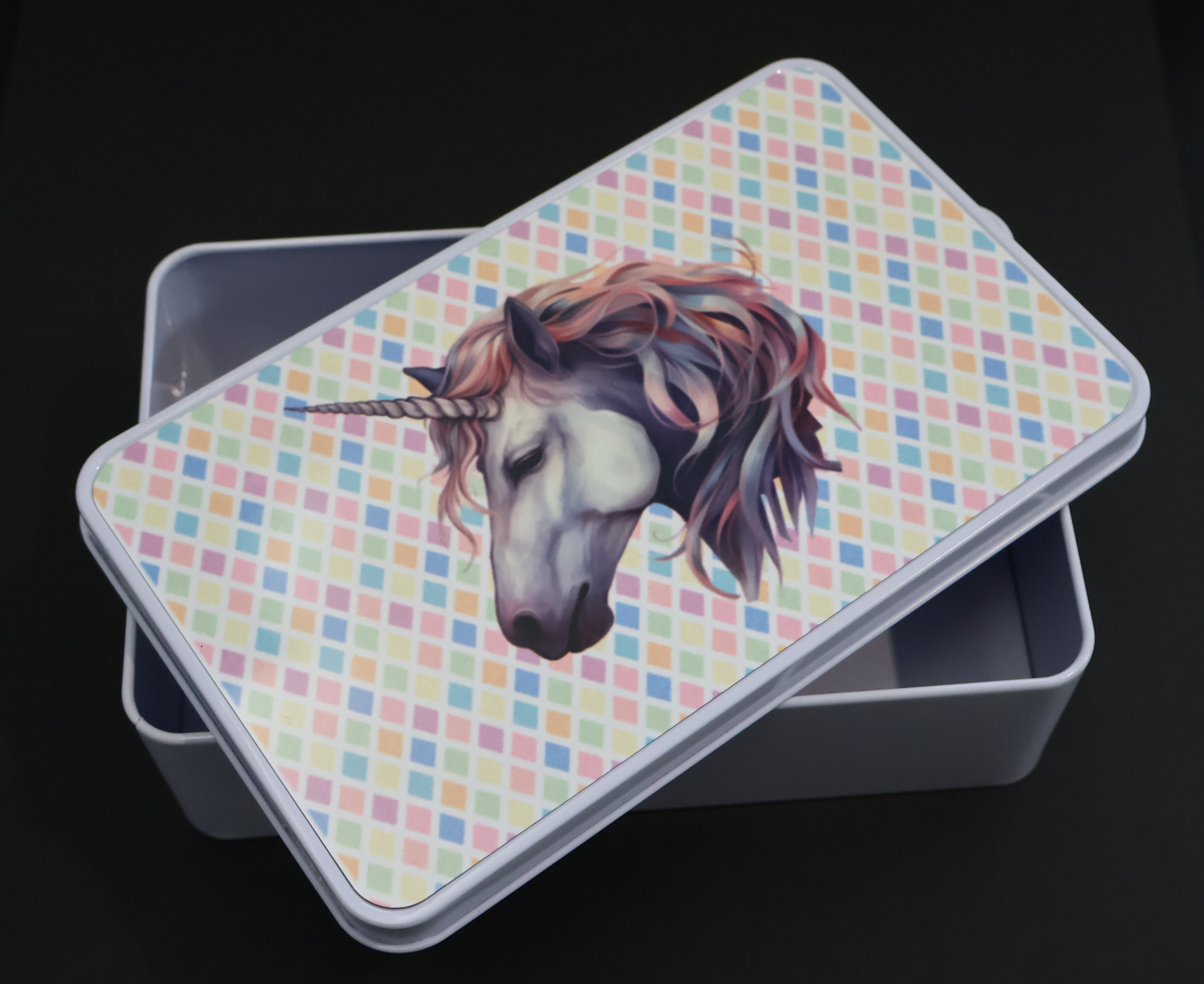 Storage tin with Unicorn on lid