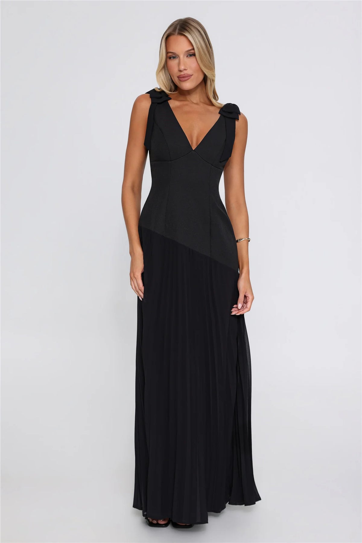 Always Look Good Maxi Dress Black
