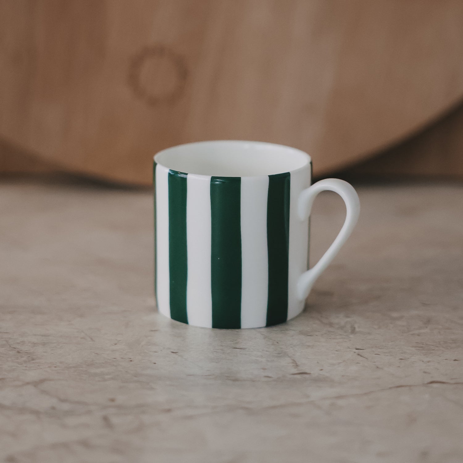 Kleine Tasse Streifen grün