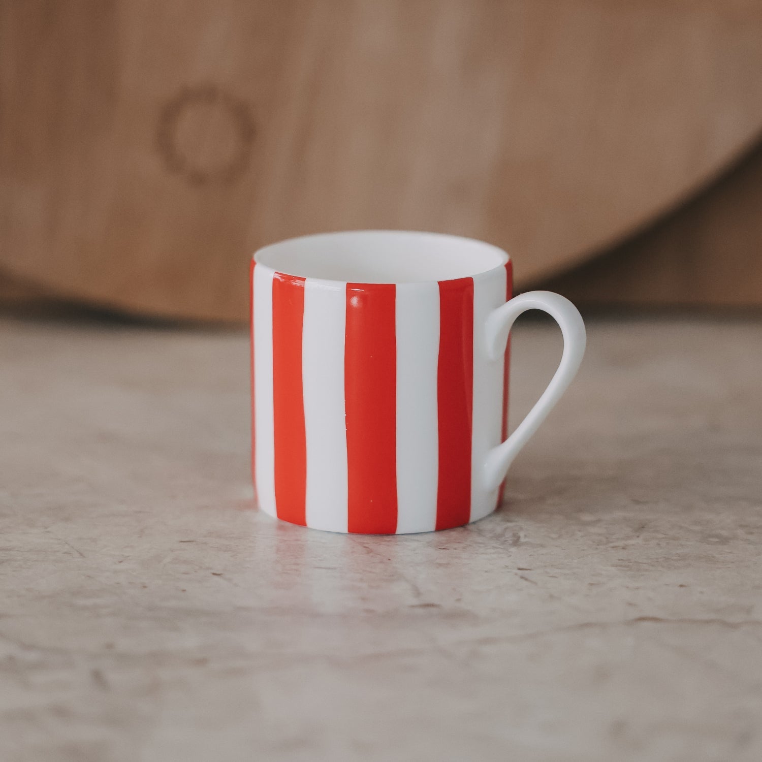 Kleine Tasse Streifen rot