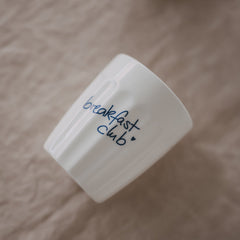 Becher Breakfast club dunkelblau