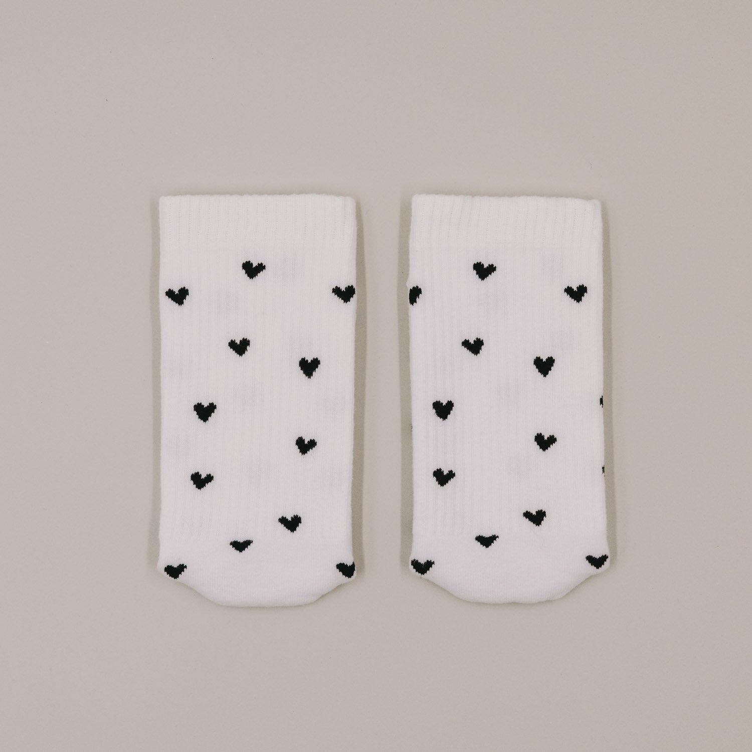 Socken Allover Herzen schwarz